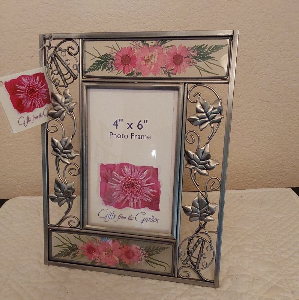 🌺 NWT Gifts from the Garden Peuter Photo/Picture Frame